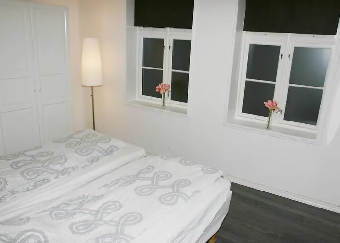 Appartement 3 Bedroom - Perfect Location - Harbour-train-bus-citycenter *